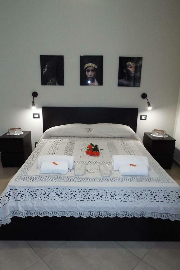 Cefalu Studio Room And Apartments Exteriör bild