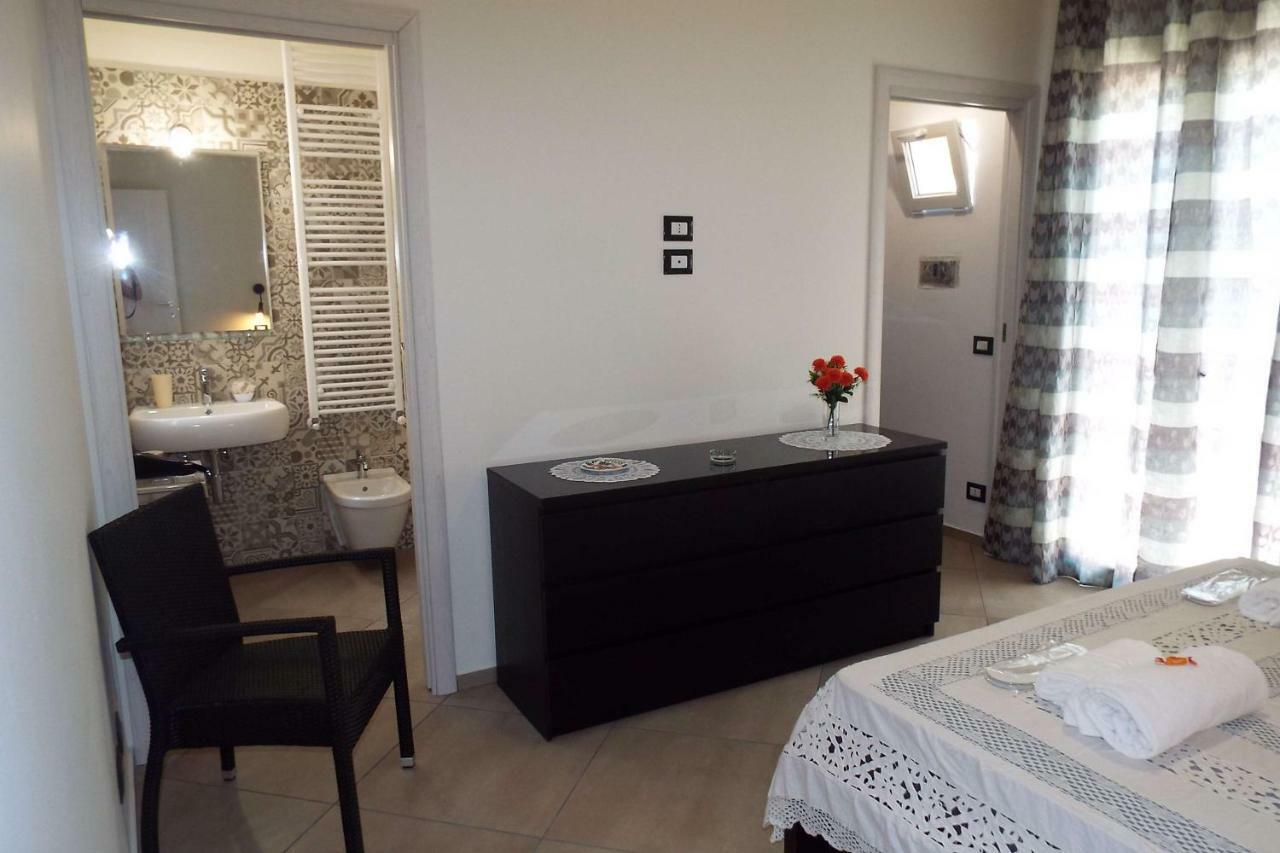 Cefalu Studio Room And Apartments Exteriör bild
