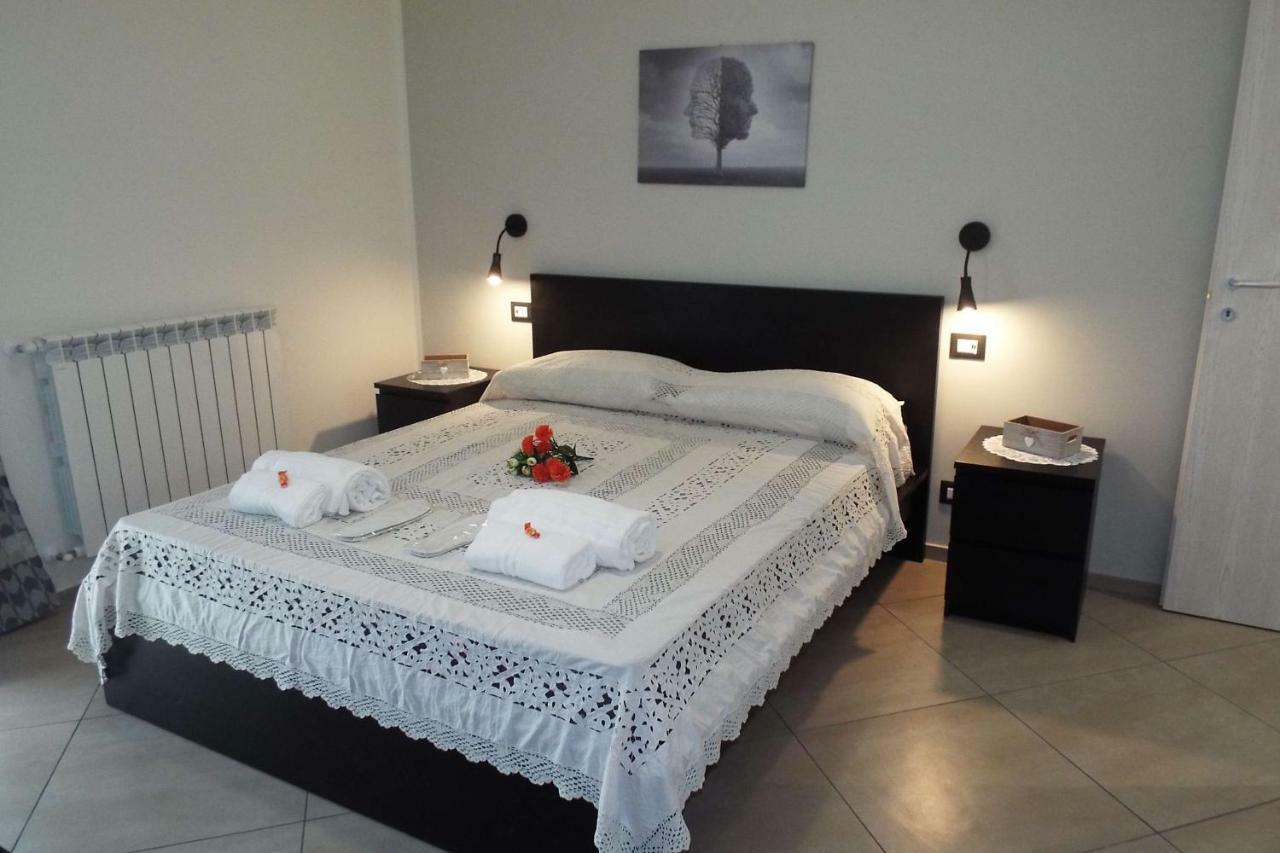 Cefalu Studio Room And Apartments Exteriör bild