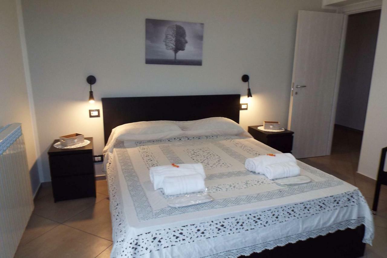 Cefalu Studio Room And Apartments Exteriör bild