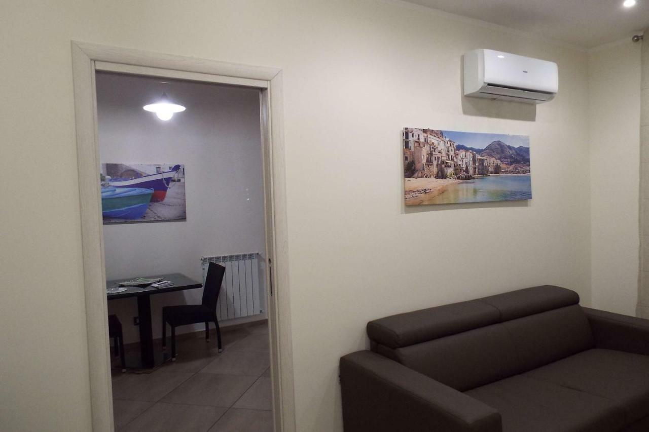 Cefalu Studio Room And Apartments Exteriör bild